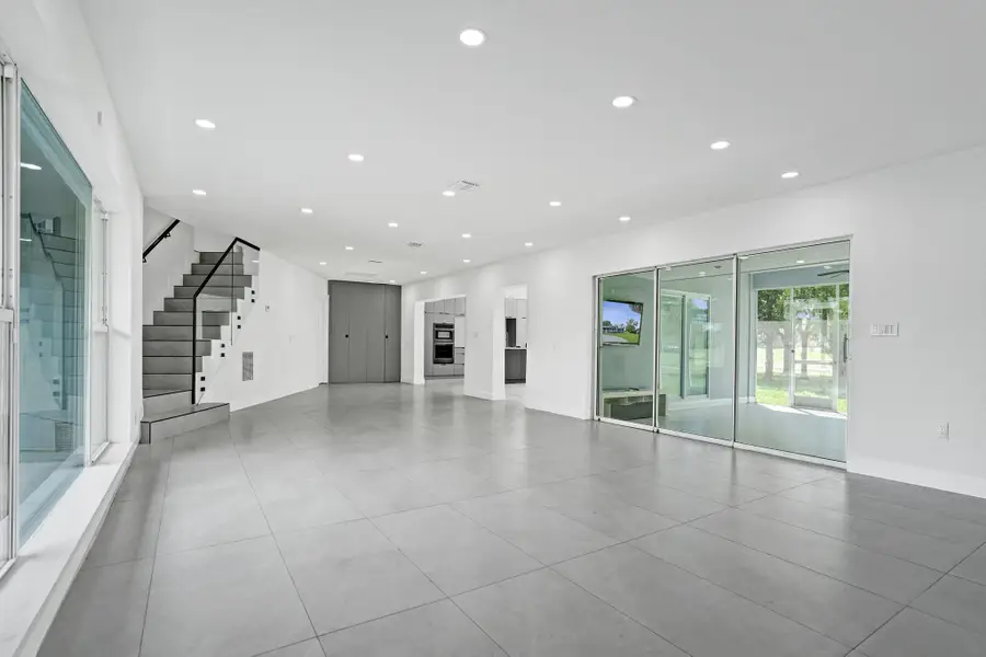 6700 E Tropical Way, Plantation, FL 33317 - #2