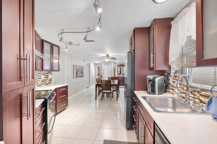 5490 SW 32nd Terrace, Fort Lauderdale, FL 33312 - #3