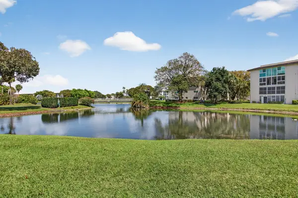 4801 Martinique Place #D1, Coconut Creek, FL 33066