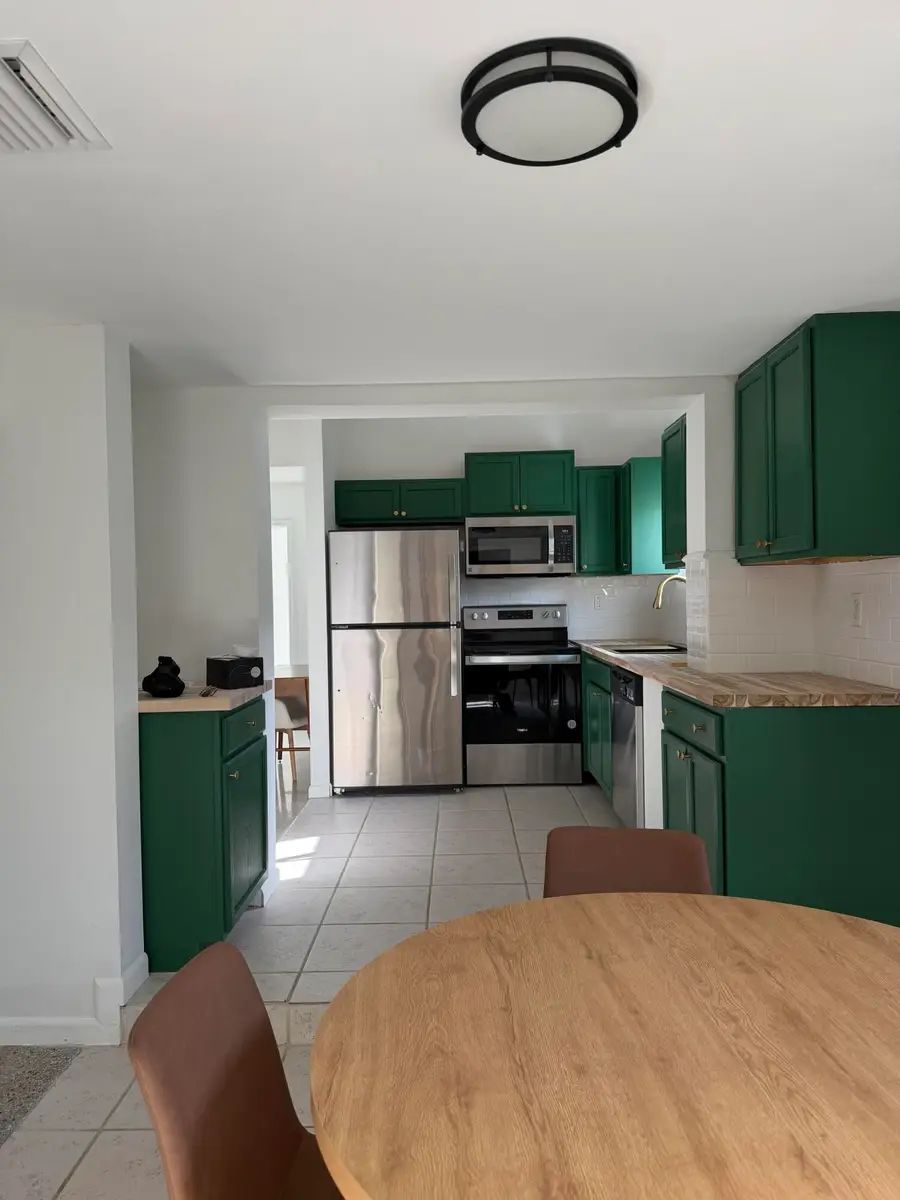 246 NE 10th Street, Delray Beach, FL 33444 - #3