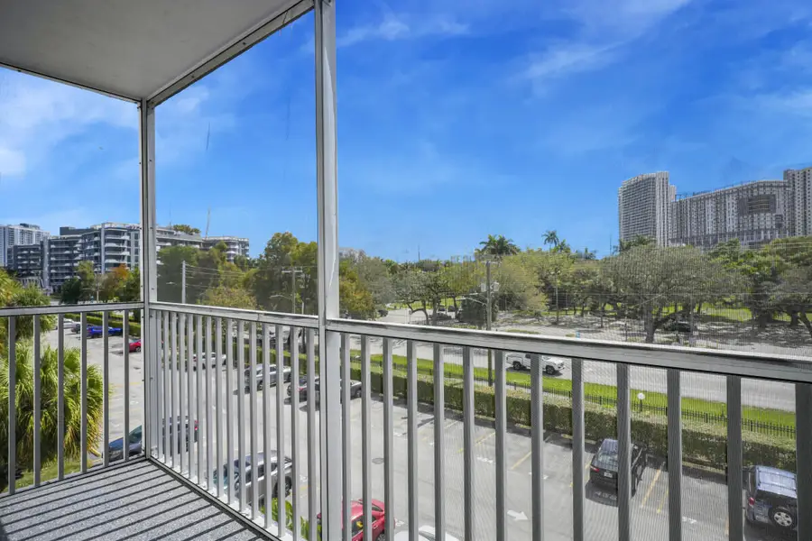 16851 NE 23rd Avenue #A408, North Miami Beach, FL 33160 - #3