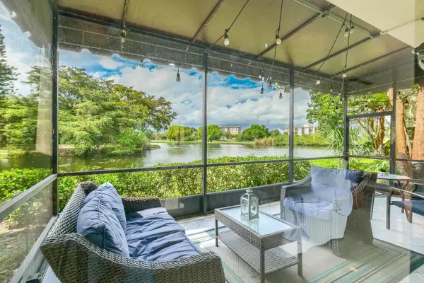 5523 Constant Spring Terrace #222, Lauderhill, FL 33319