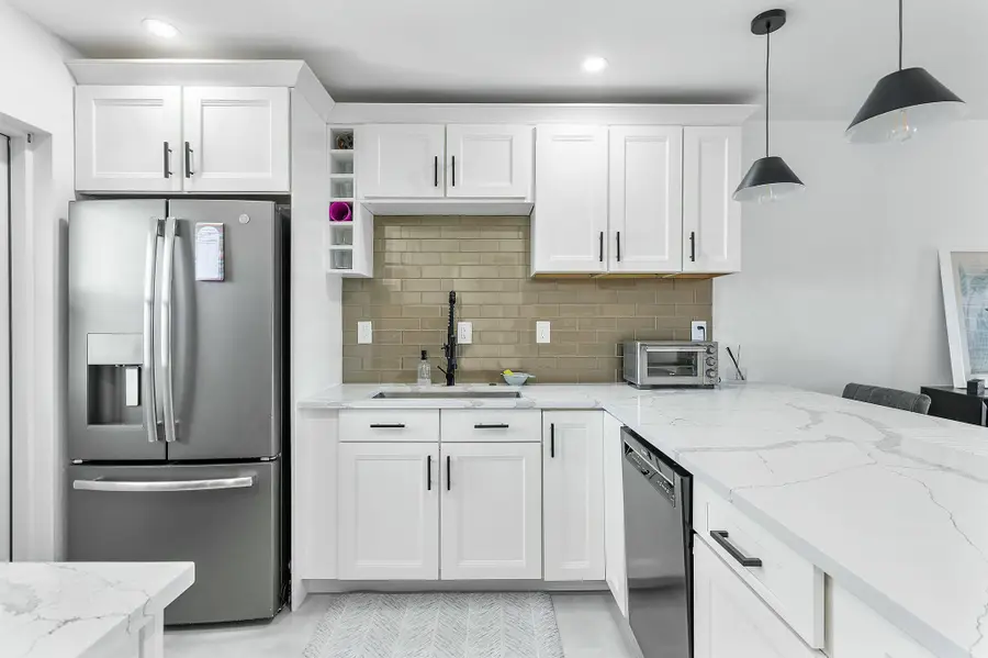 330 N Federal Highway, Deerfield Beach, FL 33441 - #2