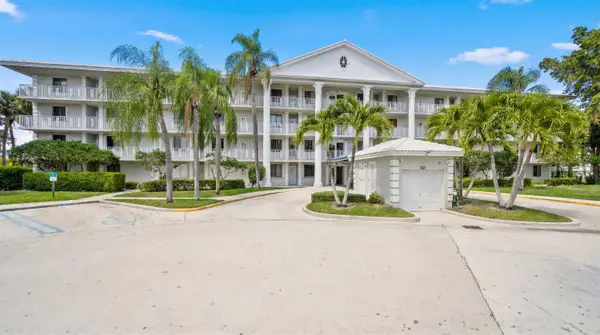 2741 Village Boulevard #303, West Palm Beach, FL 33409