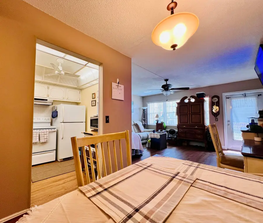 364 Camden P, West Palm Beach, FL 33417 - #3