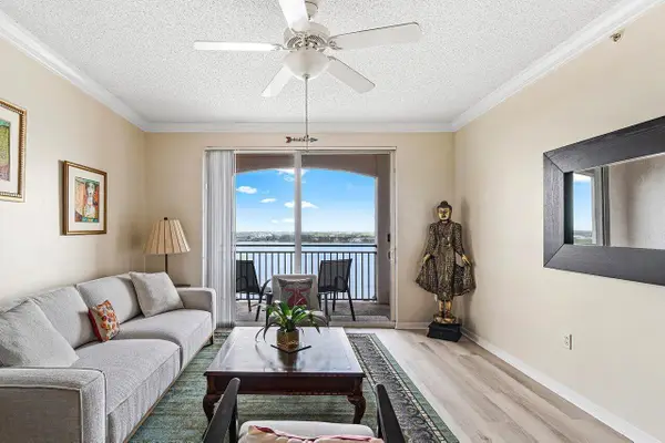 616 Clearwater Park Road #1206, West Palm Beach, FL 33401