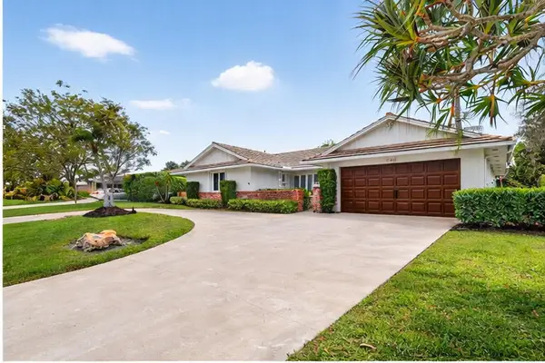 229 Walton Heath Drive, Atlantis, FL 33462