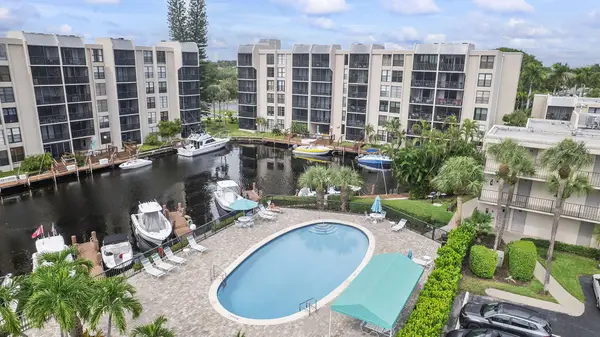 8 N Royal Palm Way #6040, Boca Raton, FL 33432