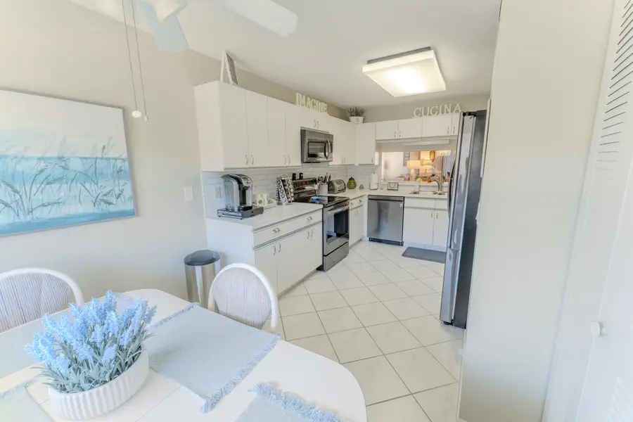 4725 E Lucerne Lakes Blvd Boulevard E #203, Lake Worth, FL 33467 - #2