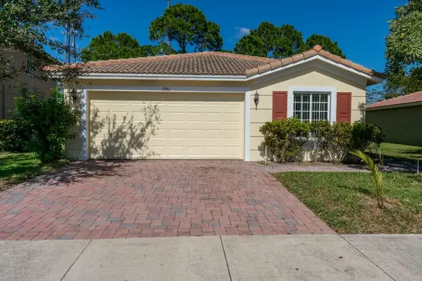 1951 SW Newport Isles Boulevard, Port St Lucie, FL 34953