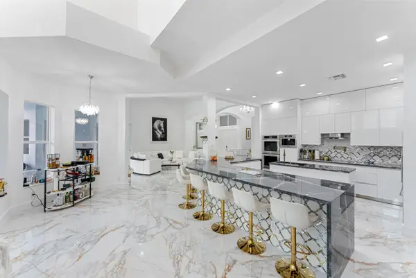 11910 Osprey Point Circle, Wellington, FL 33449