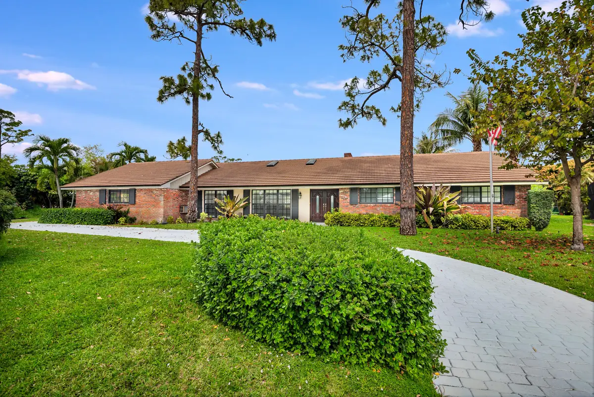 320 N Country Club Drive, Atlantis, FL 33462 - #1