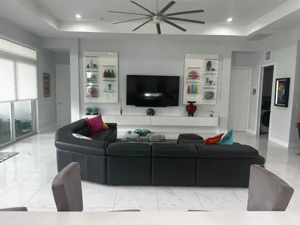 9193 Seahorse Bay Drive, Boynton Beach, FL 33473