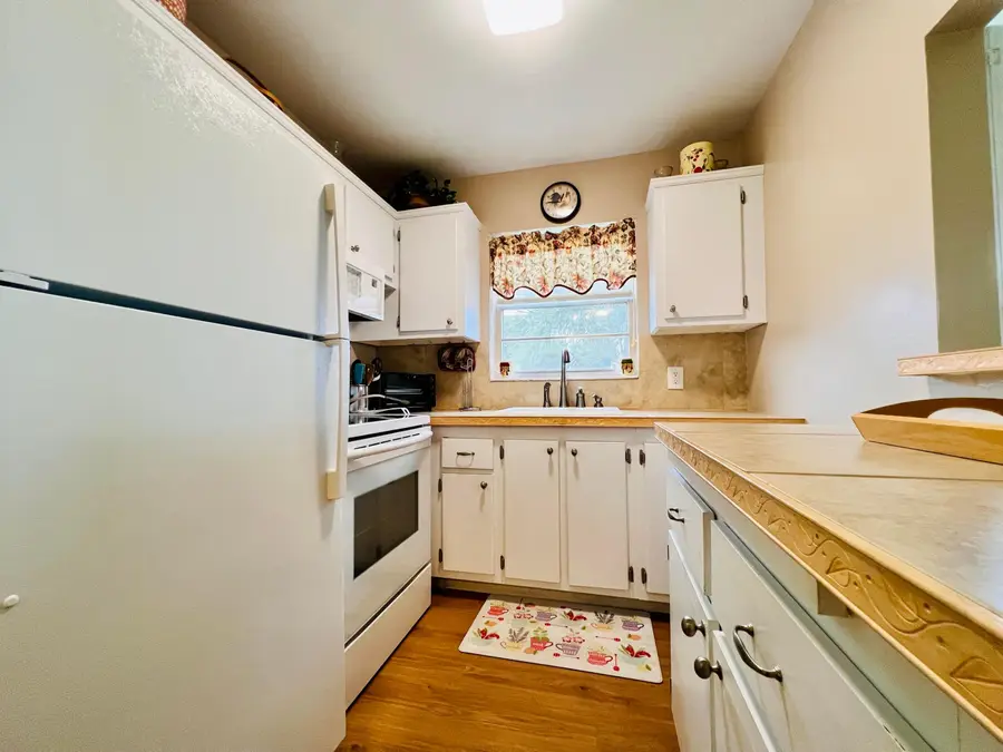 40 Dorchester B, West Palm Beach, FL 33417 - #3