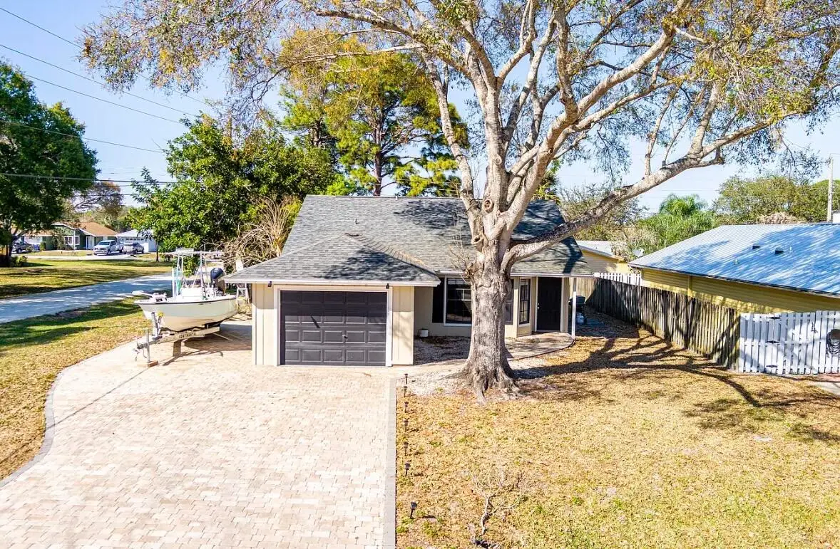 2890 1st Place, Vero Beach, FL 32968 - #1