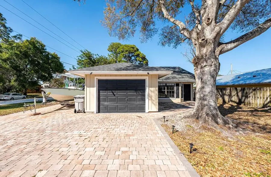 2890 1st Place, Vero Beach, FL 32968 - #2