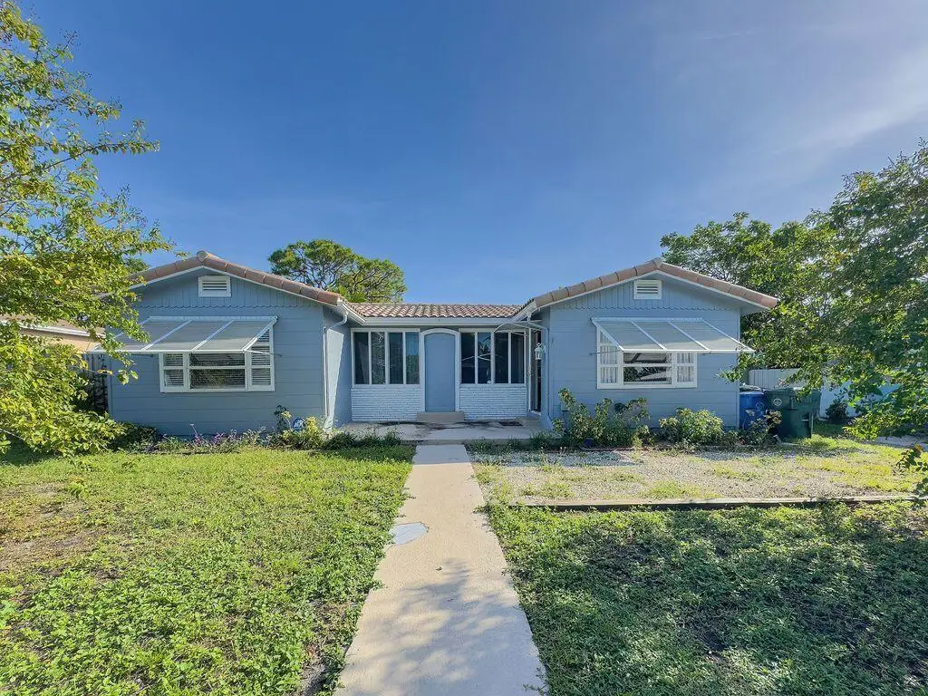 902 NE 34th Street, Oakland Park, FL 33334 - #1