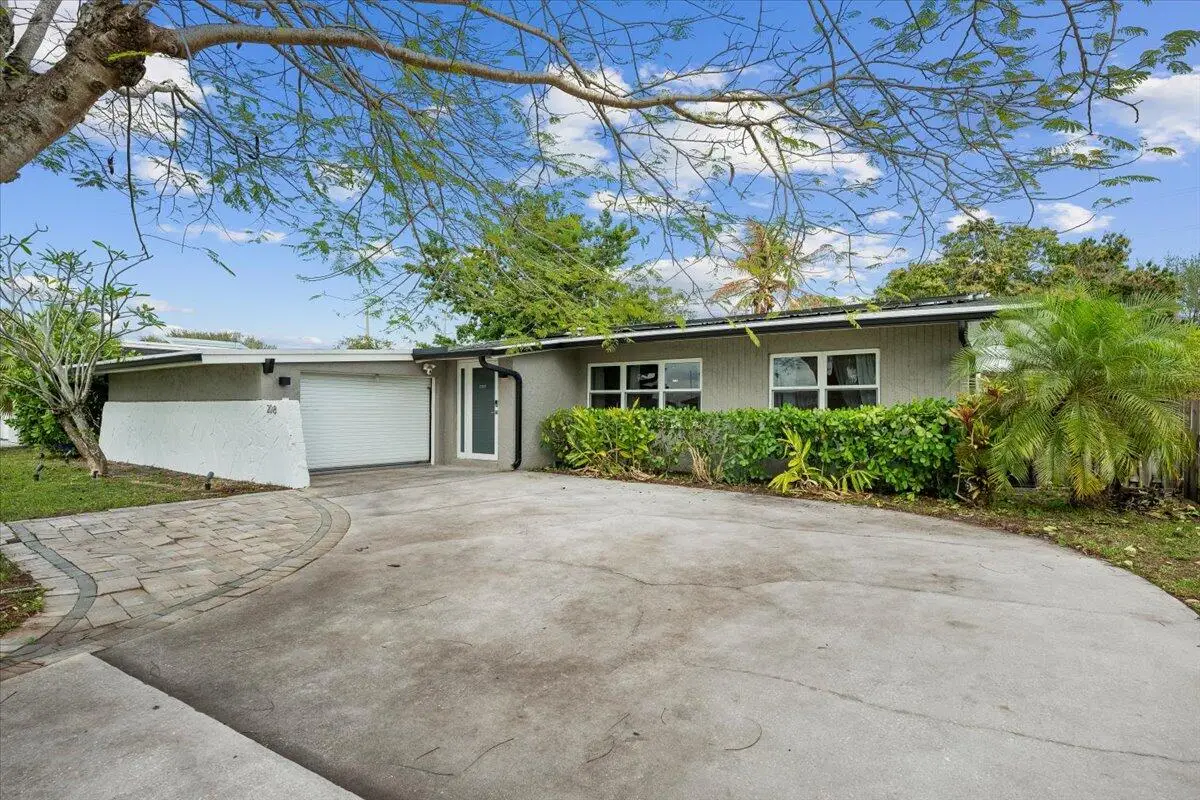 208 Sandpiper Avenue, Royal Palm Beach, FL 33411 - #1