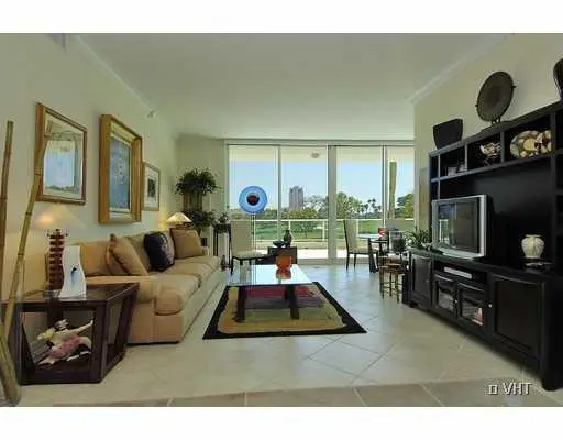 500 SE Mizner Boulevard #A104, Boca Raton, FL 33432 - #2