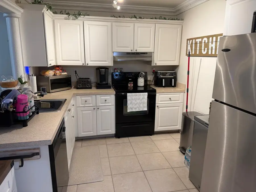 711 N Pine Island Road #104, Plantation, FL 33324 - #2