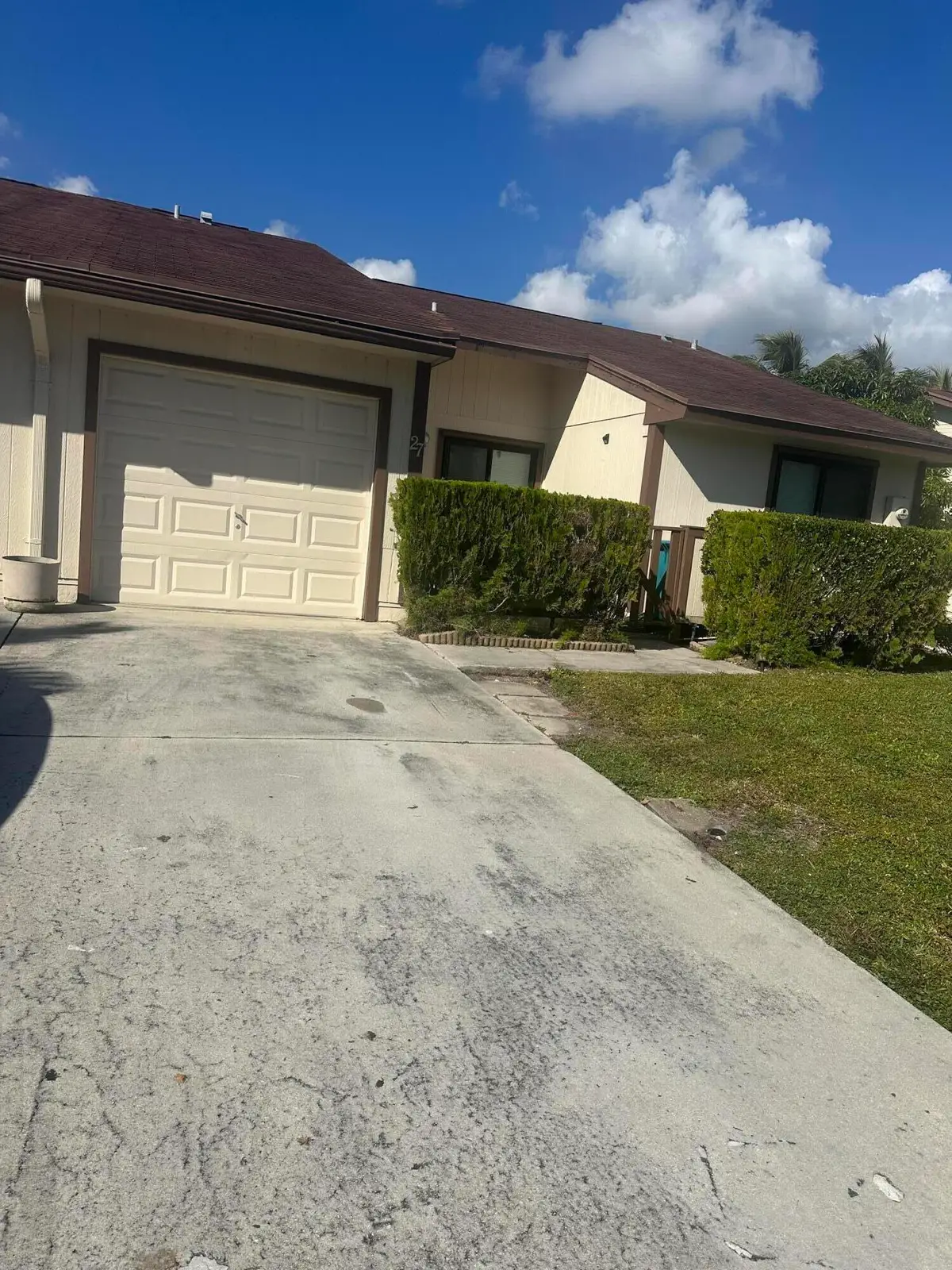 27 Kensington Lane, Boynton Beach, FL 33426 - #1