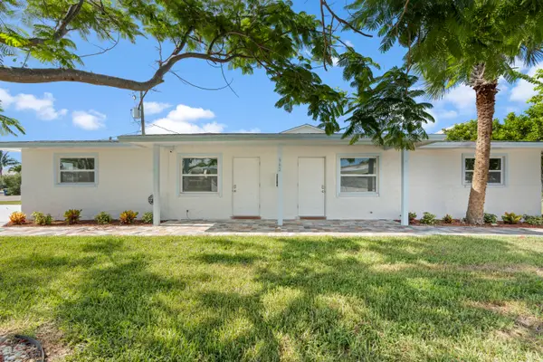 662 Granada Street, Fort Pierce, FL 34949