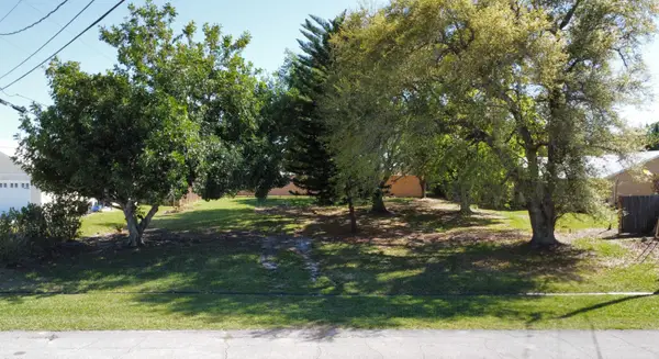 2686 SW Opechee Avenue, Port St Lucie, FL 34987