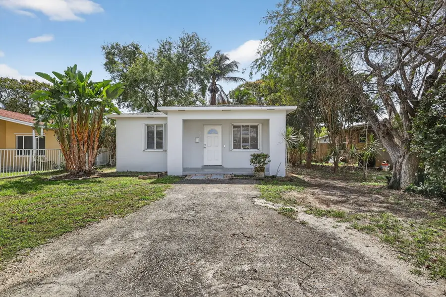 2438 Arthur Street, Hollywood, FL 33020 - #2