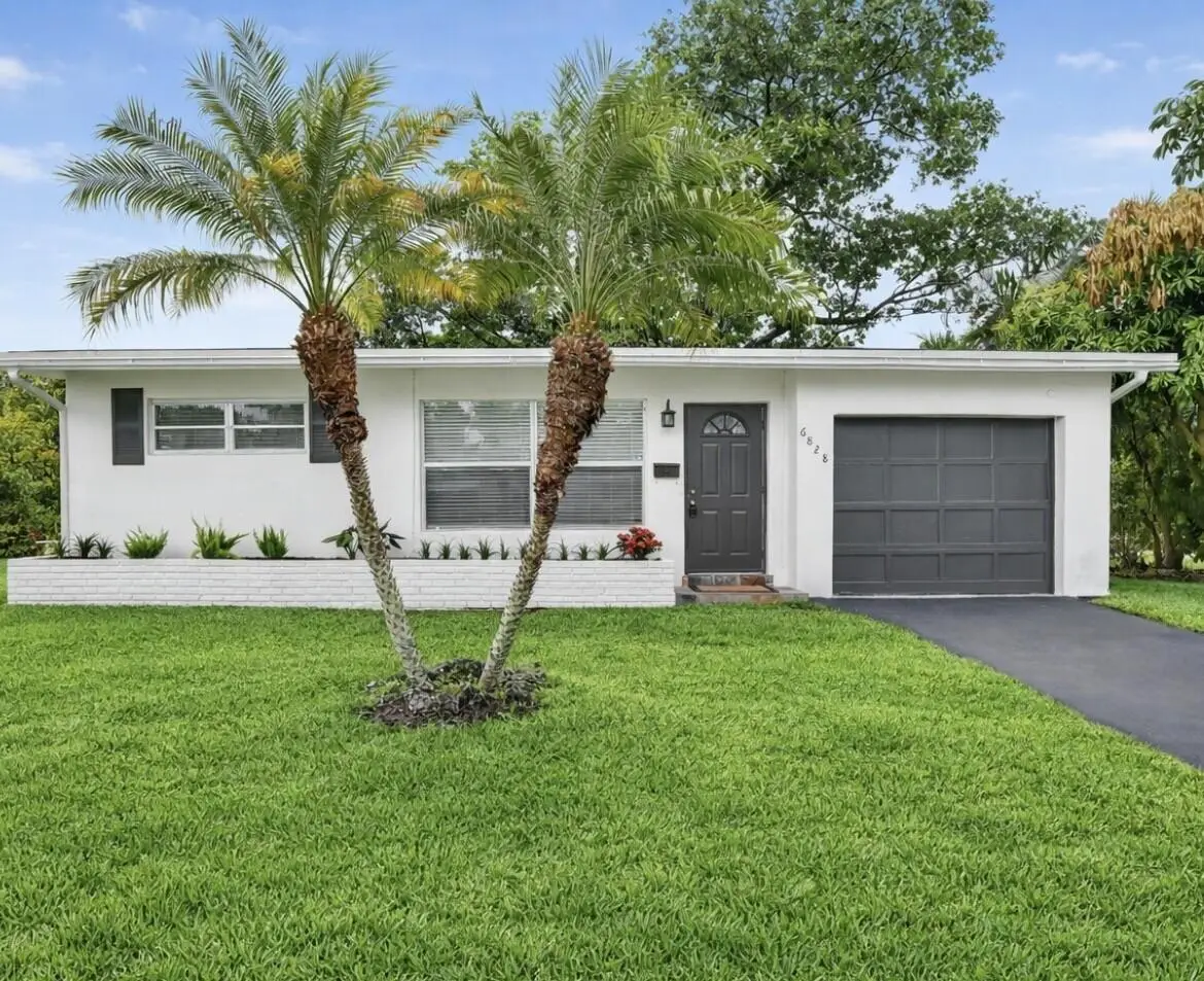 6828 NW 30th Street, Sunrise, FL 33313 - #1