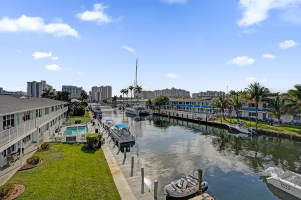 3220 Bayview Drive #315, Fort Lauderdale, FL 33306