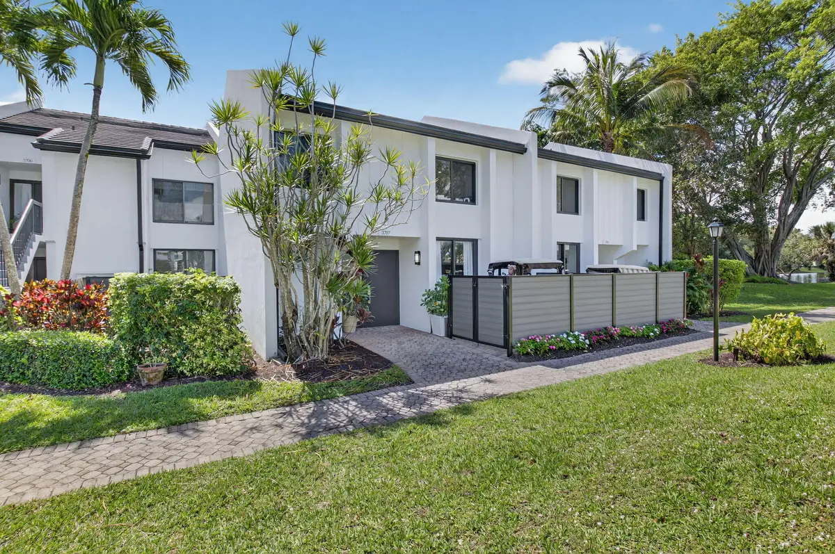 3707 Bridgewood Drive, Boca Raton, FL 33434 - #1