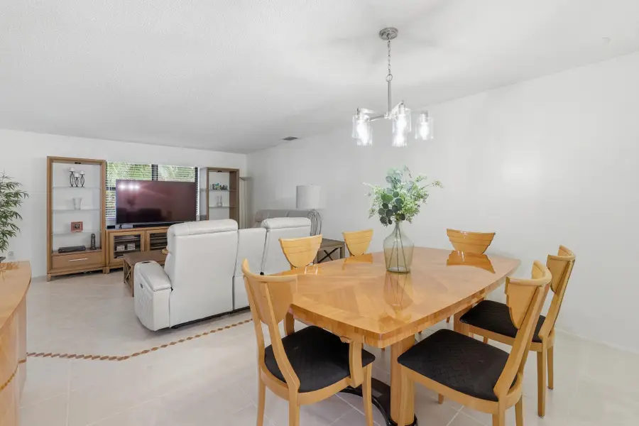 172 Sarita Court, Royal Palm Beach, FL 33411 - #3