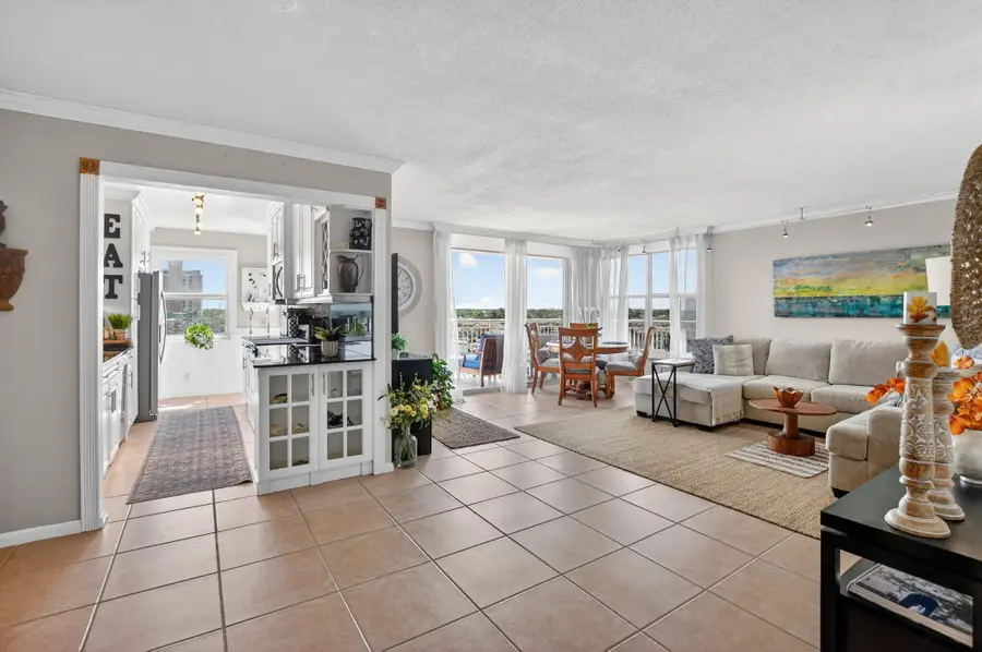 1050 Hillsboro Mile #602w, Hillsboro Beach, FL 33062 - #3