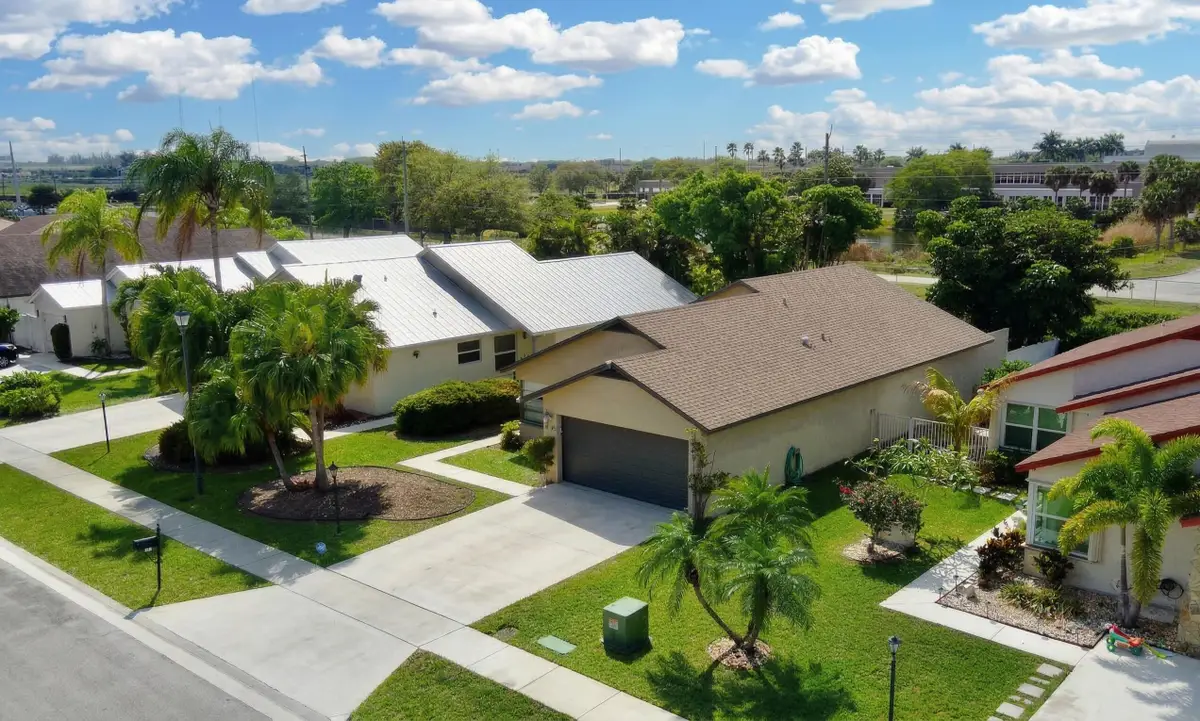 9106 Chatsworth Cascades, Boca Raton, FL 33434 - #1