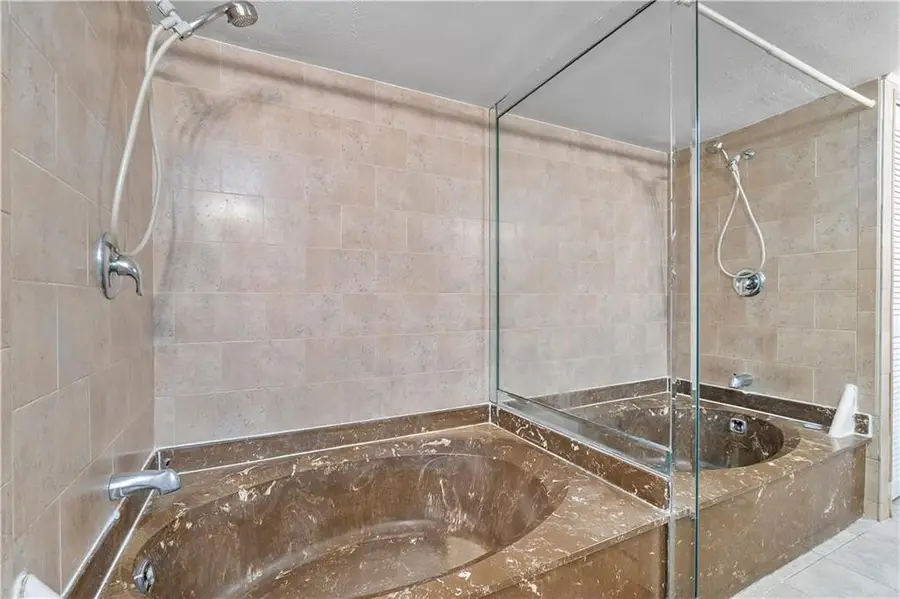 1000 Parkview Drive #507, Hallandale Beach, FL 33009 - #2