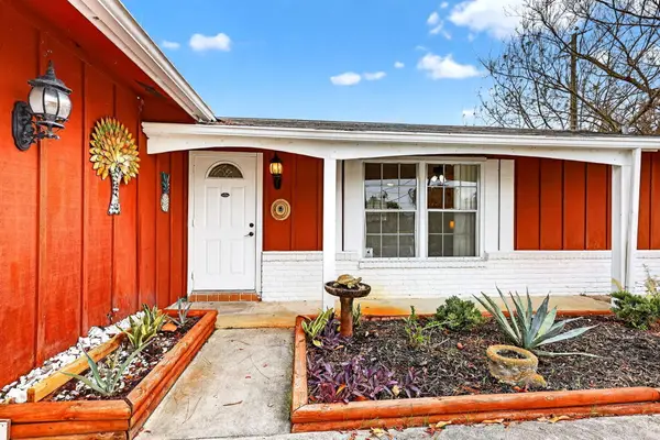 2387 NE 16th Court, Jensen Beach, FL 34957