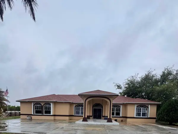 435 E A Road E, Labelle, FL 33935