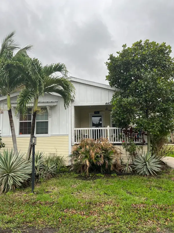 2555 Pga Boulevard #447, Palm Beach Gardens, FL 33410