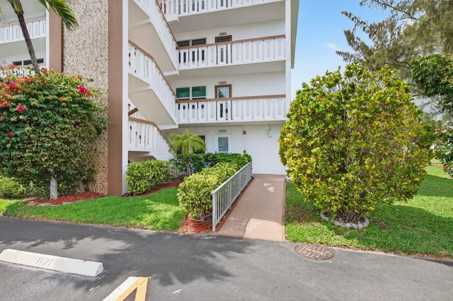 1121 Cambridge F, Deerfield Beach, FL 33442 - #2