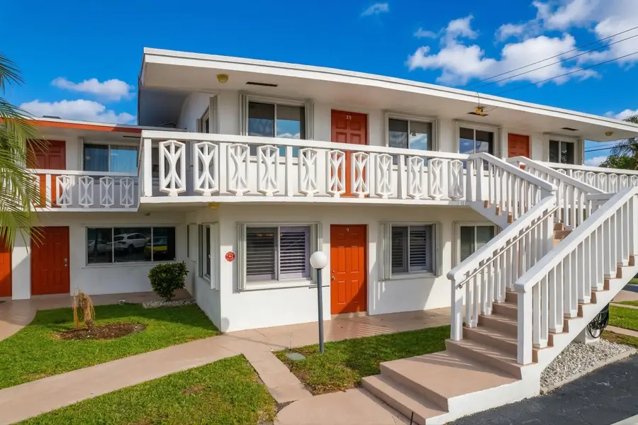 2020 Lake Osborne Drive, Lake Worth Beach, FL 33461 - #2