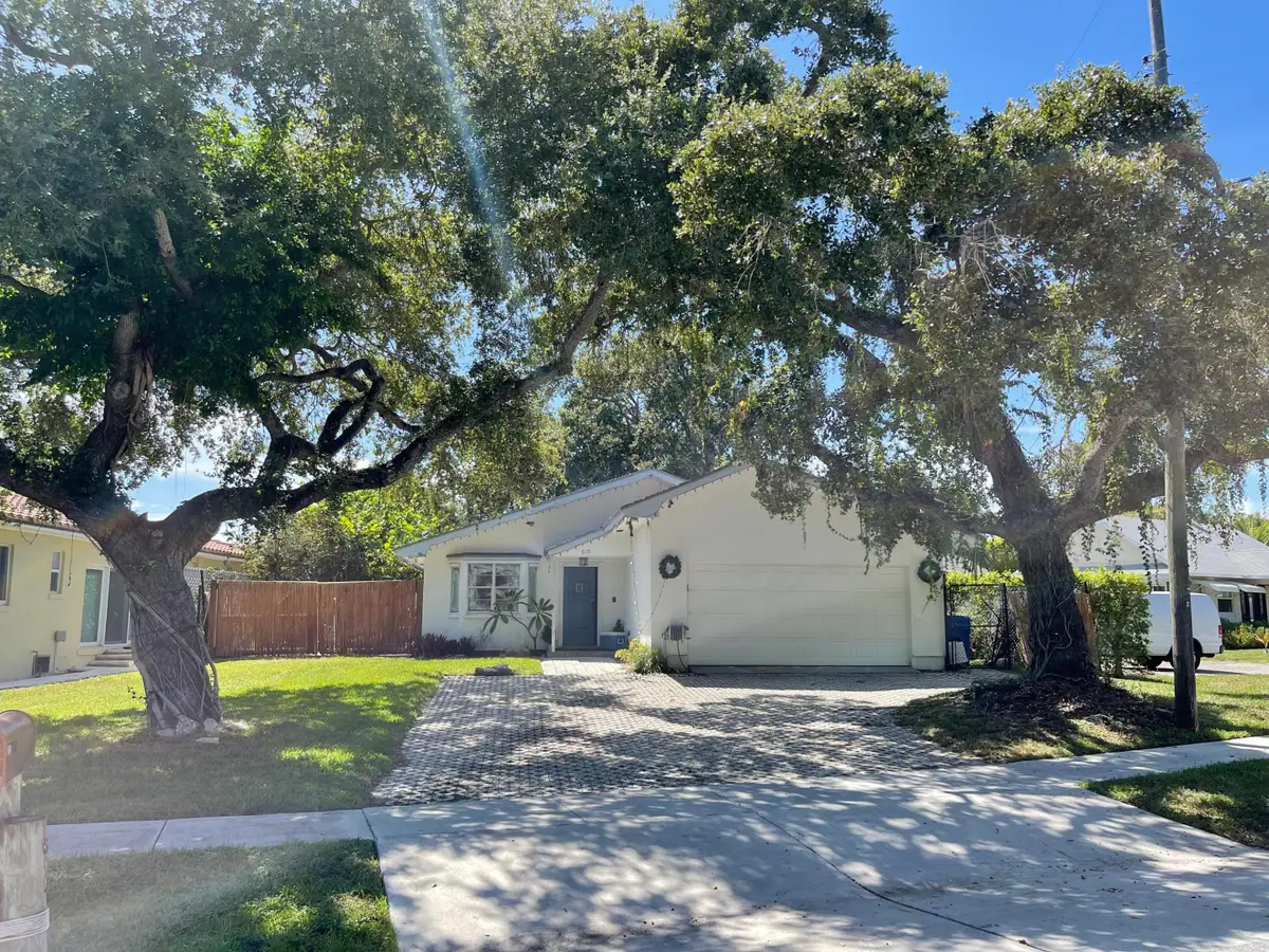 615 S Lake Drive, Lantana, FL 33462 - #1