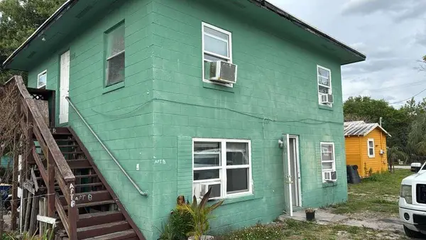 2206 Delaware Avenue, Fort Pierce, FL 34950