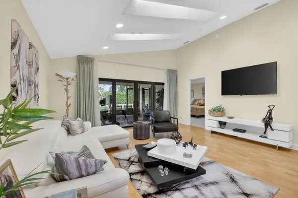 19699 Waters Pond Lane #601, Boca Raton, FL 33434