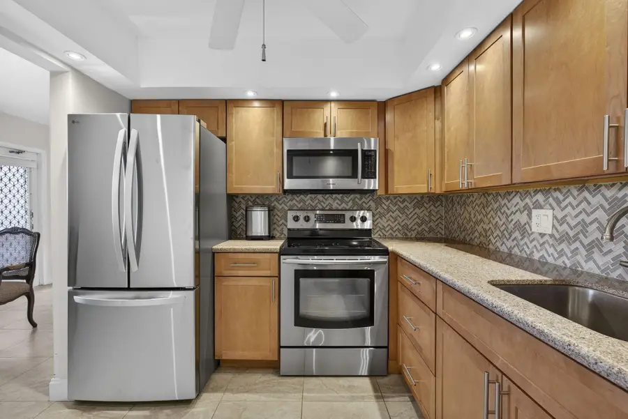 361 Wellington J, West Palm Beach, FL 33417 - #3