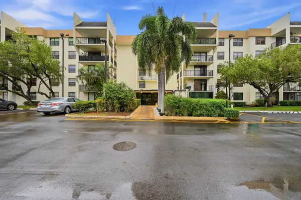 6195 Rock Island Road #210, Tamarac, FL 33319