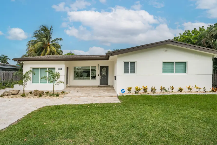 4760 NE 17th Avenue, Oakland Park, FL 33334 - #2