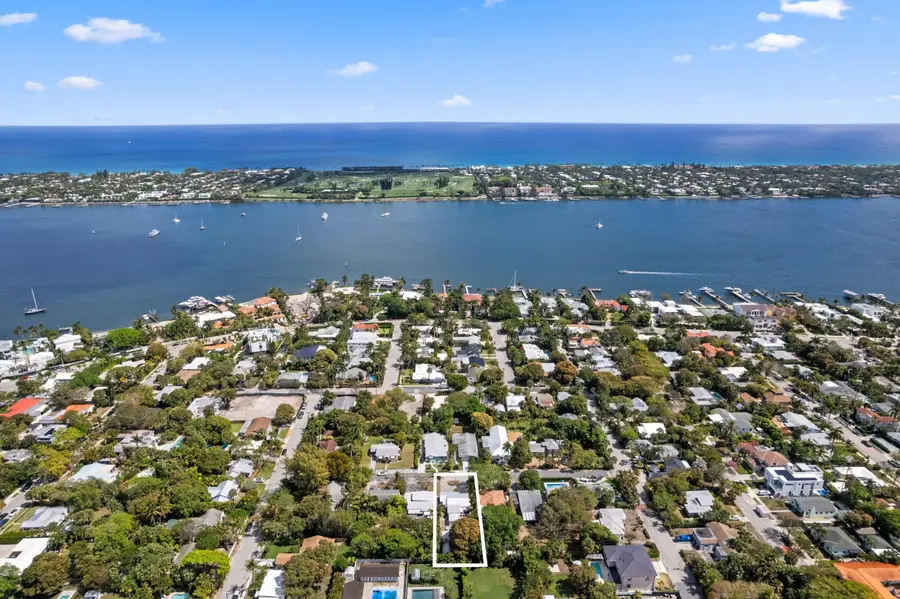 3221 Liddy Avenue, West Palm Beach, FL 33407 - #2