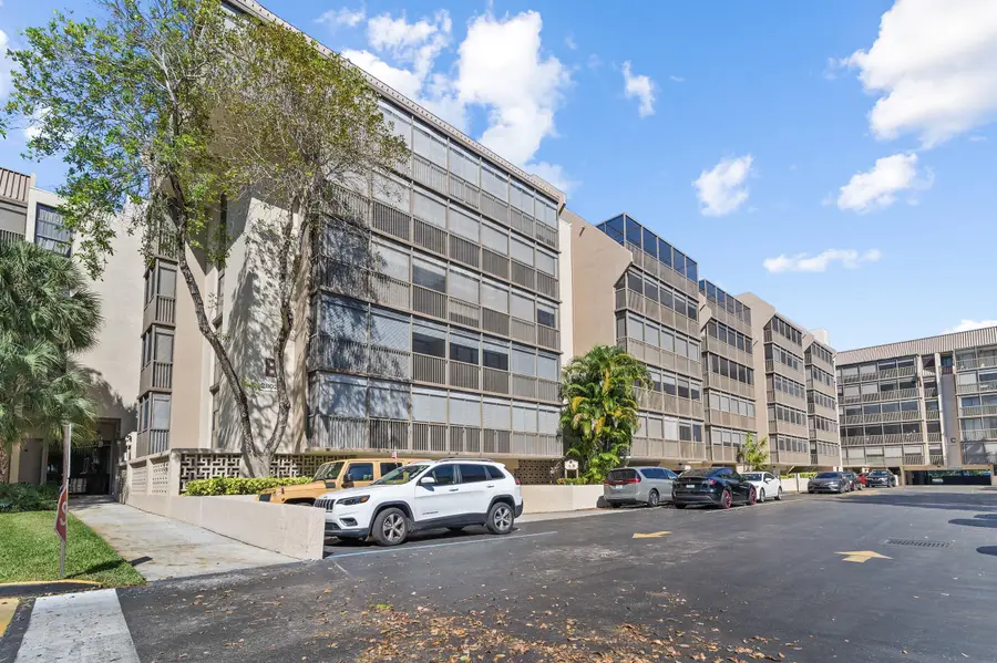 2802 N 46th Avenue #B513, Hollywood, FL 33021 - #2