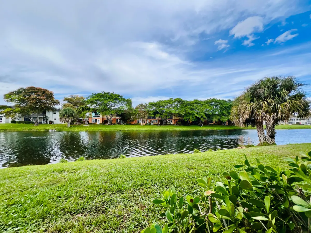27 Sheffield B, West Palm Beach, FL 33417 - #1
