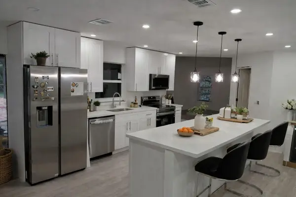 1751 Glenwood Street Ne, Palm Bay, FL 32907